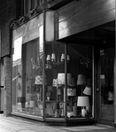 Lampenwinkel in de galerij.
<br/>
Beeldbank Stadsarchief, jaren 50/60